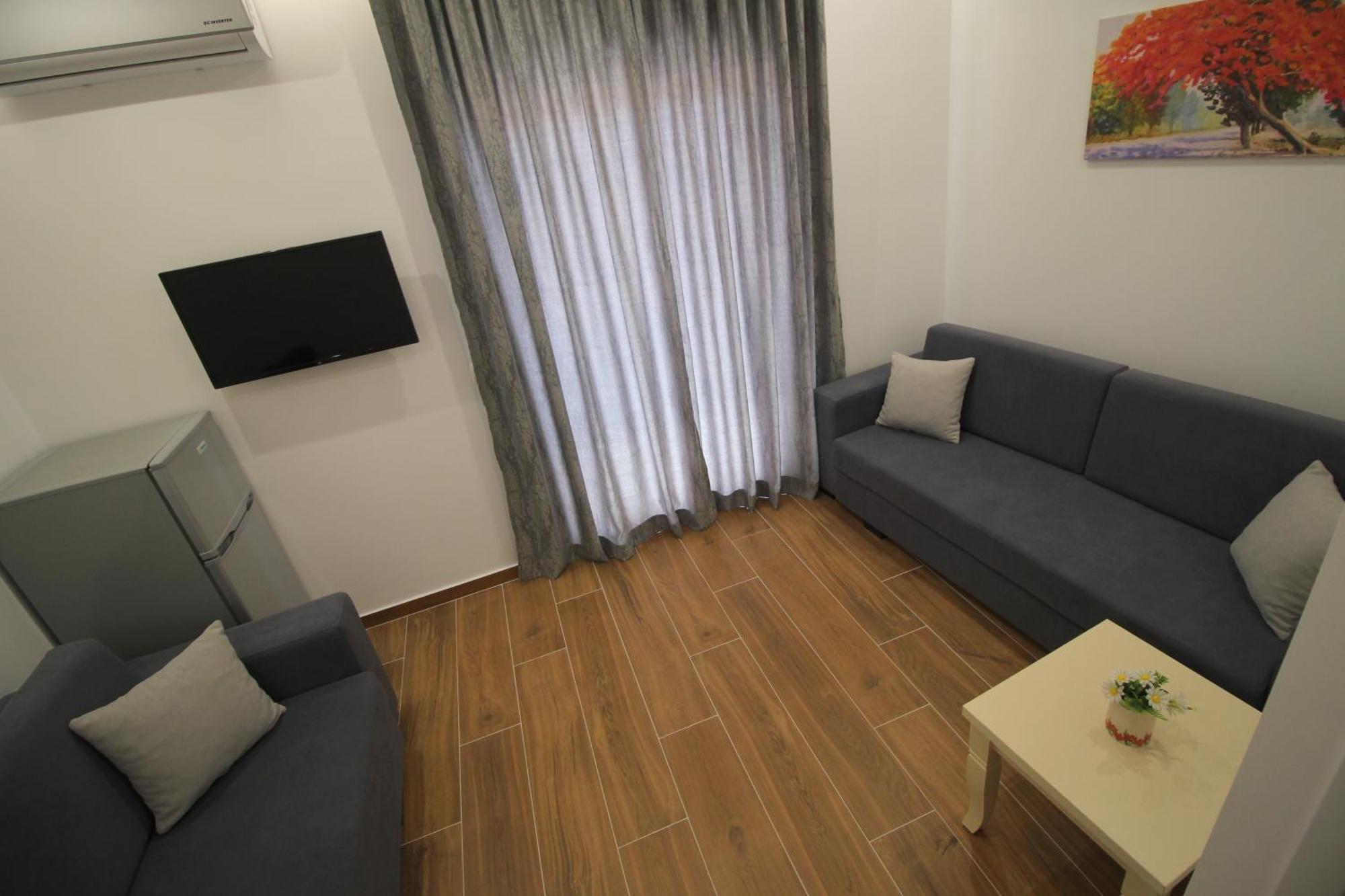 Eden Suites&Apartments Sarandë Exteriör bild